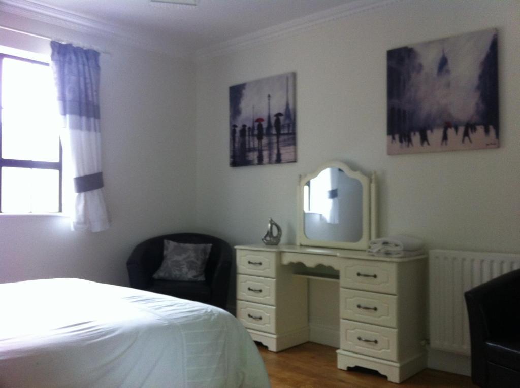 Bed & Breakfast Pearse Road Donegal Town